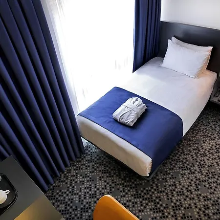 ミサ 4* イスタンブール
